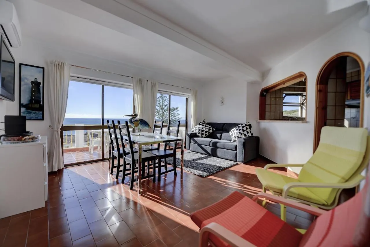 Luz Beach Ocean Front Apartment 0*, Praia Da Luz